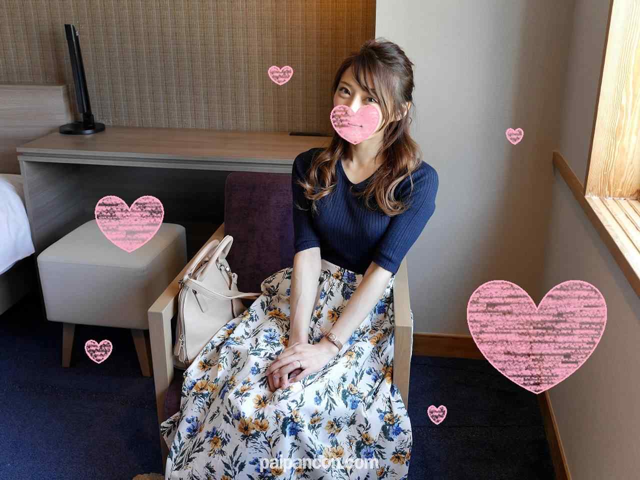 FC2-PPV-1232289 - 【素人個撮】チンポが群がるS級美人妻 30歳 セフレ６人と性欲を貪るド淫乱妻と割り切り個人撮影 チンポを咥えて放さない名器まんこをぐちゃぐちゃに犯して大量中出し【オリジナル・寝取り】 thumbnail_2.jpg