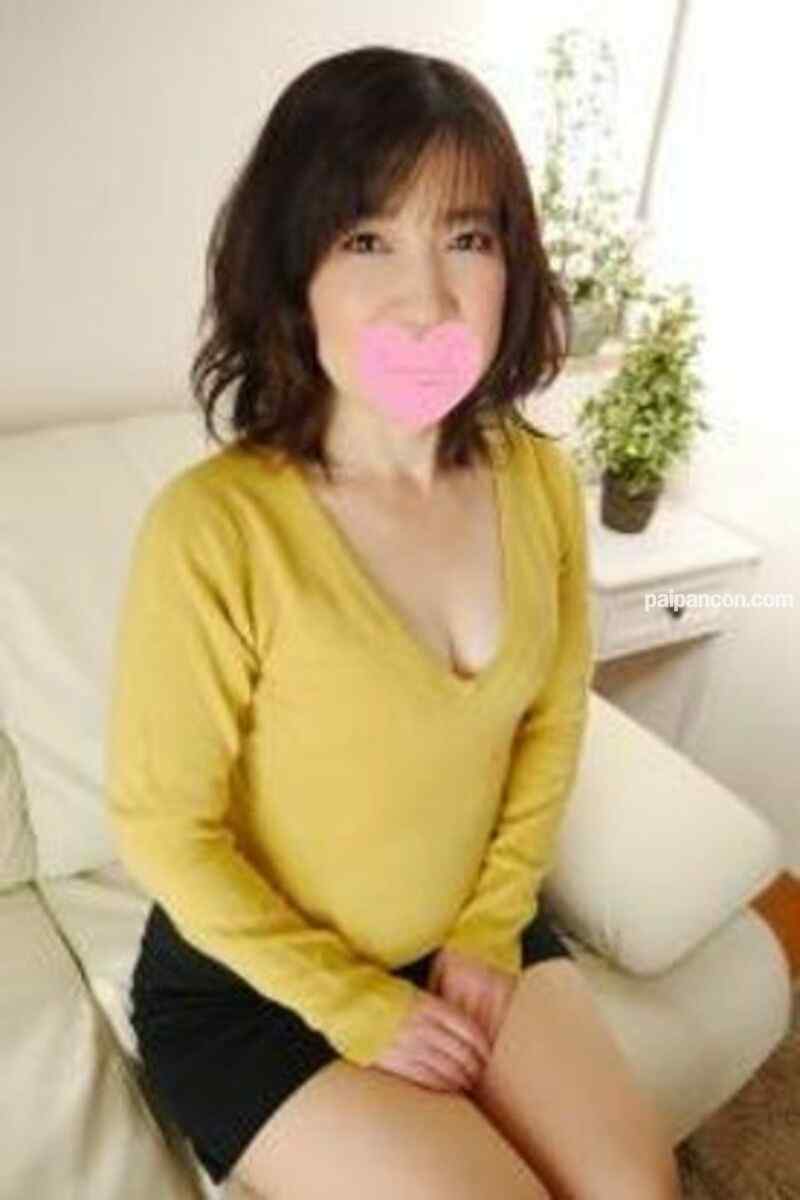 FC2-PPV-1284874 - 【初撮り】52歳美形奥様とハメ撮り！「バイブも入れて…イカせてください…」とおねだり淫乱奥様！【高画質あり】