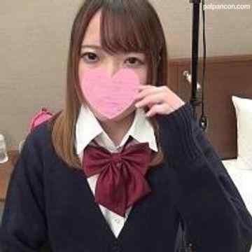 FC2-PPV-1402210 - 148/39の色白****♥️発育途中のプックリちっぱい＆桃のような美尻♥️恥じらう表情が可愛い童顔美**が女子○生制服で生ハメ♥️小○生のようなピンクの幼○マンコに無許可で生中出ししちゃいます♥️