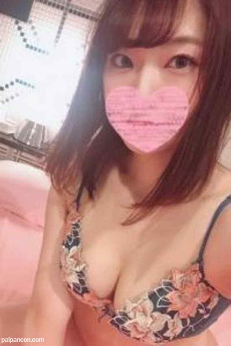 FC2-PPV-1420778 - 初撮り♥完全顔出し・ グラビアアイドル顔負け！！ 美巨乳♡美尻♡ナイスクビレ♡ 三拍子が揃った神スタイル美女降臨の あもえちゃんと濃厚激しめのエッチ♡♡
