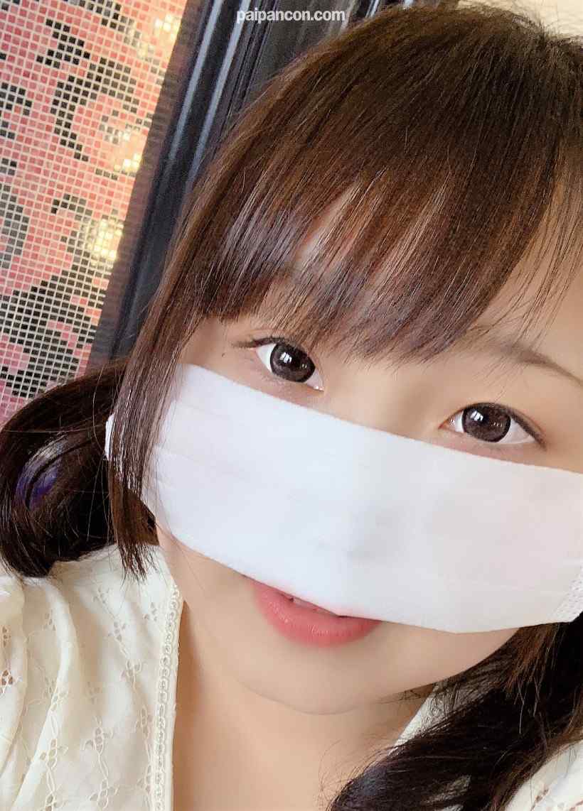 FC2-PPV-1525215 - 青い果実（Hカップ）！守ってあげたくなる女の子が条件付き特別出演！本物の無垢なロリカワ美少女♪パパ活少女が回数限定契約でエッチな撮影！敏感すぎる身体でアヘ顔逝きまくり！Hカップ19歳ひよりちゃん第1章