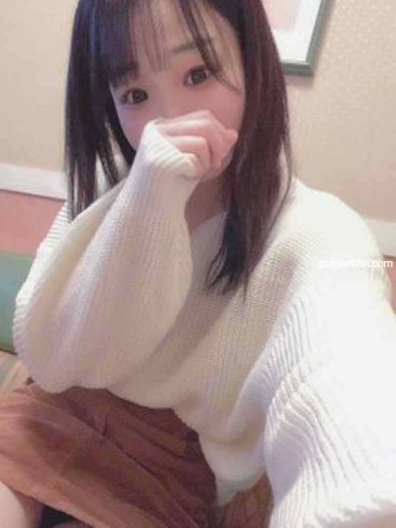FC2-PPV-1583663 - ※限定【無修正】田舎から上京してきた色白素朴少女。連続射精～飲精(45分)