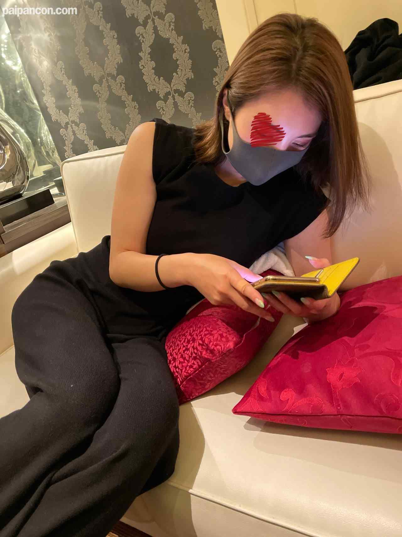 FC2-PPV-2086335 - 1本のおまけ動画ありFカップの巨乳美人の人妻は語る、金と肉棒は裏切らないと thumbnail_1.jpg