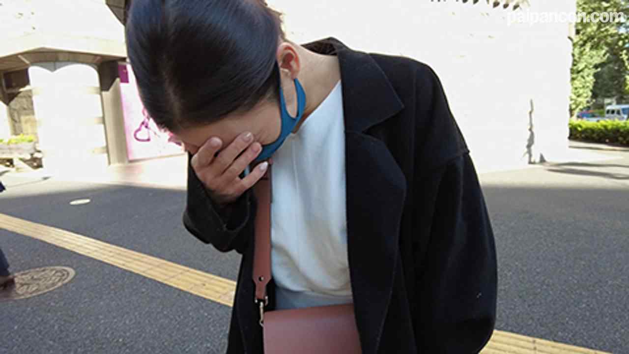 FC2-PPV-2381162 - 【羞恥♥変態散歩】リモコンバイブを挿入して街歩きアクメ我慢！イキすぎ濡れすぎ狂マンコ変態人妻ナマ中出しSEX【個人撮影】