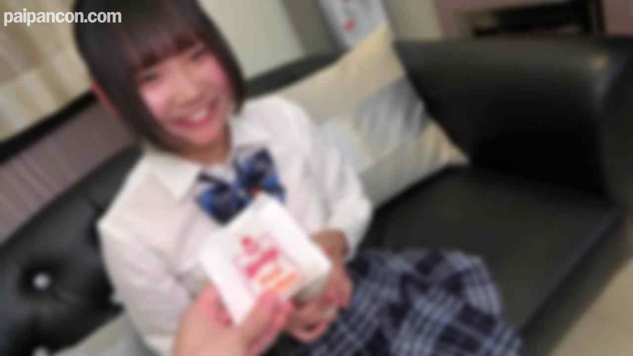 FC2-PPV-3117128 - ファストフード店でナンパした笑顔が可愛い。●い顔の美巨乳と制●姿のむっちりな体がスケベすぎる。「中に出して…」なんて言われたら中出しするしかない。