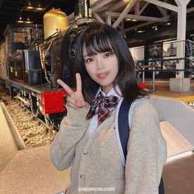 FC2-PPV-3191615 - 初撮影・顔出し！！どこか寂しげで将来に不安を感じる思春期の可憐な女子◯生・・・禁断の関係に背徳感を感じながらもゴム無し連続膣内射精！！（前編）