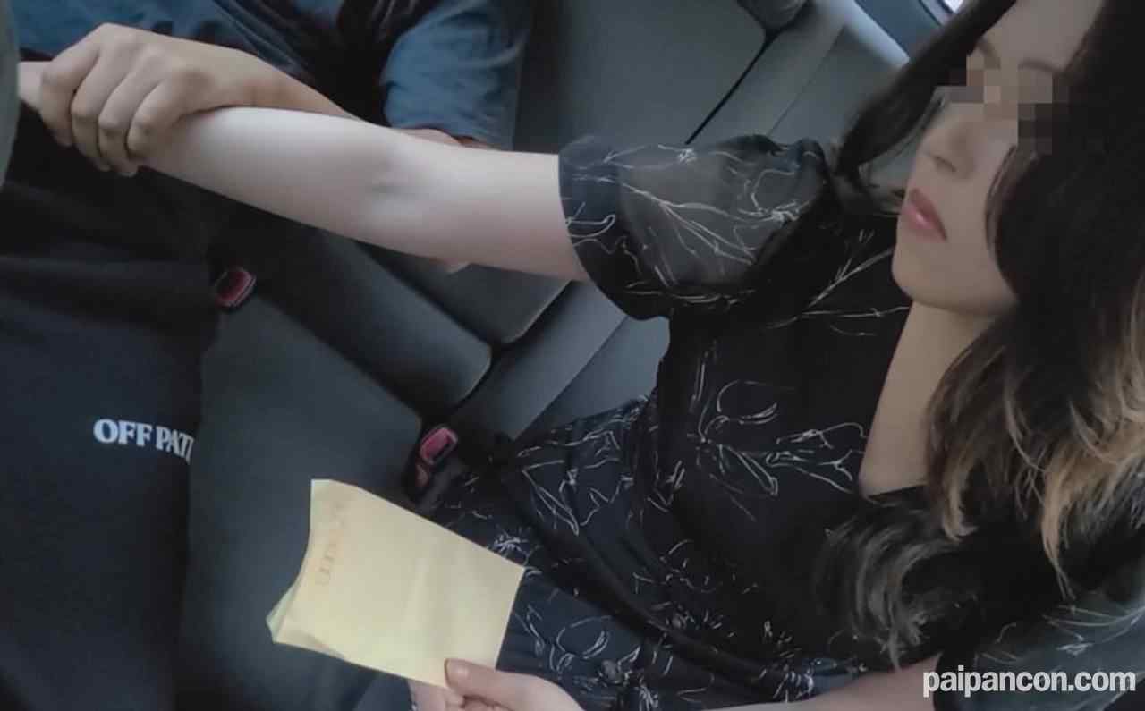 FC2-PPV-3632351 - ﻿【個人】新規融資なのに高慢な高飛車女。整ってる顔の裏側に隠してるドスケベ魂を引き出し、希望通りの中出し thumbnail_0.jpg