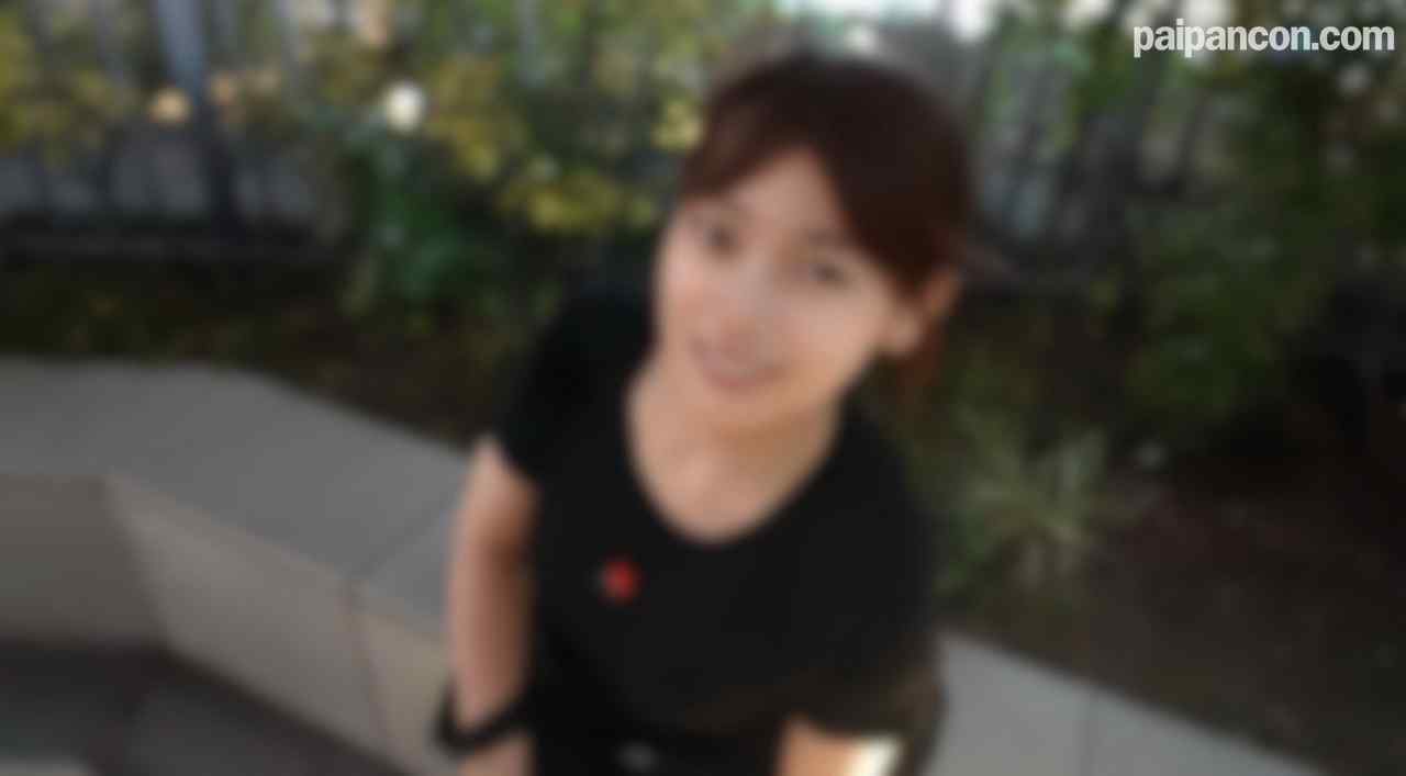 FC2-PPV-4542668 - 3日間！70%OFF【初撮り】【顔出し】柔乳爆乳の愛がいっぱいｉカップ。厚い上唇の激エロフェラで我慢の限界。。ゲームフレンドの金欠む..す..め..を中出しサポート！ thumbnail_1.jpg