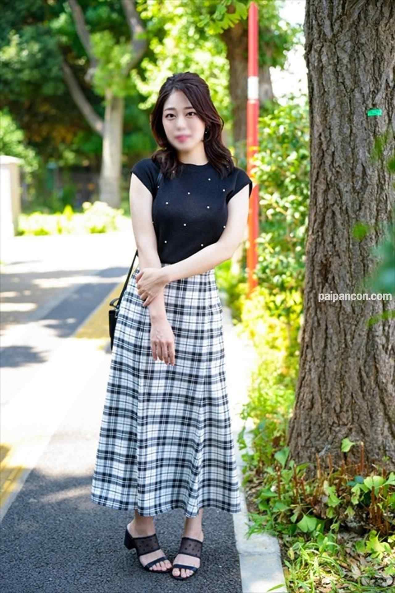 FC2-PPV-4704305 - 清楚系巨乳保育士 気が狂って出会い系即会い即ハメ キチゲ開放アヘ顔晒し中出しファック!! thumbnail_1.jpg