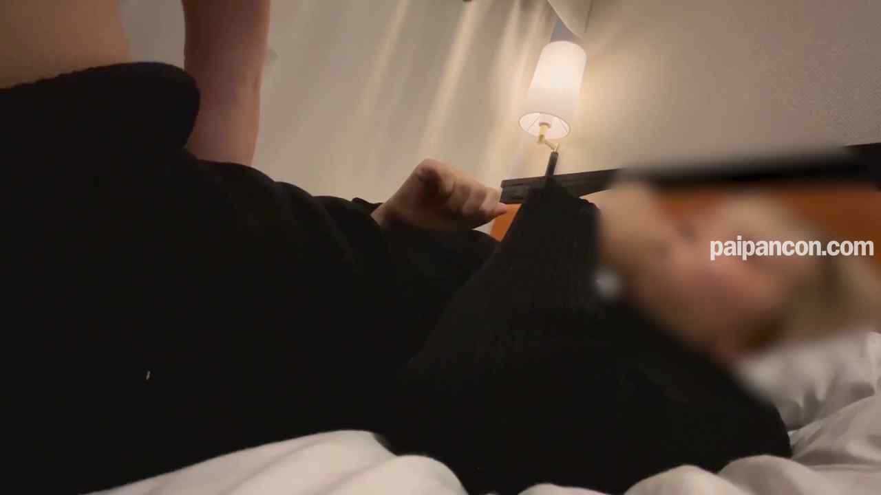 FC2-PPV-4749174 - 金髪オタクちゃん２回目！ついに“初挿入”──恥じらいながら脚を開き、ぬるぬると濡れた音に戸惑いながらも、おじさんに奥まで教え込まれる【前編】No.317 thumbnail_6.jpg