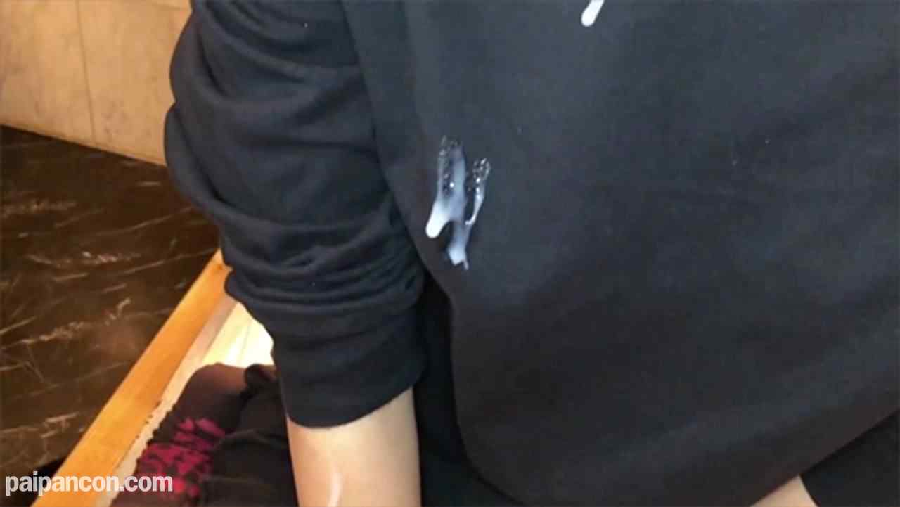 FC2-PPV-4779150 - 【先着30名500円オフ】さゆり19歳・顔射_1。クール系なのに笑顔が可愛すぎる小松菜奈系の黒髪ちゃんが「おと●さん、顔射されるところ見ててね」とカメラ目線顔射される一部始終（046） thumbnail_9.jpg