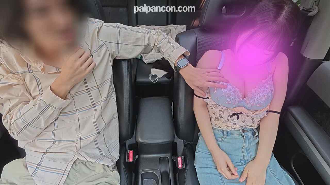 FC2-PPV-4819222 - 服の上からもで分かるメガトン級おっぱいのめいちゃんに車内フェラしてもらって口内射精＆精飲！！ thumbnail_1.jpg