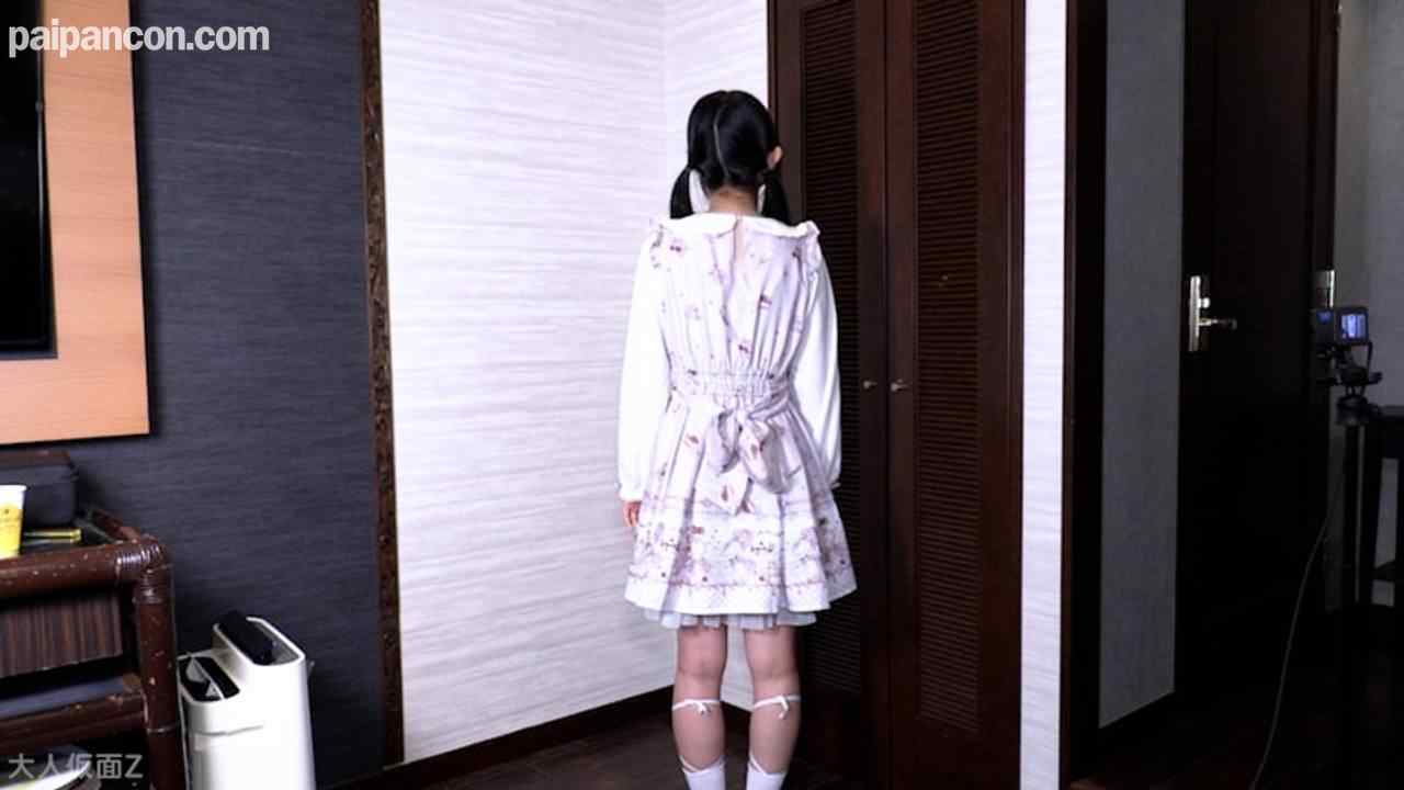 FC2-PPV-4962251 - すみれ(18)可愛い黒髪ツインテールの４回目撮影。可愛い服を着てきたので、脱がさず着衣のまま中出ししてしまいました。 thumbnail_1.jpg