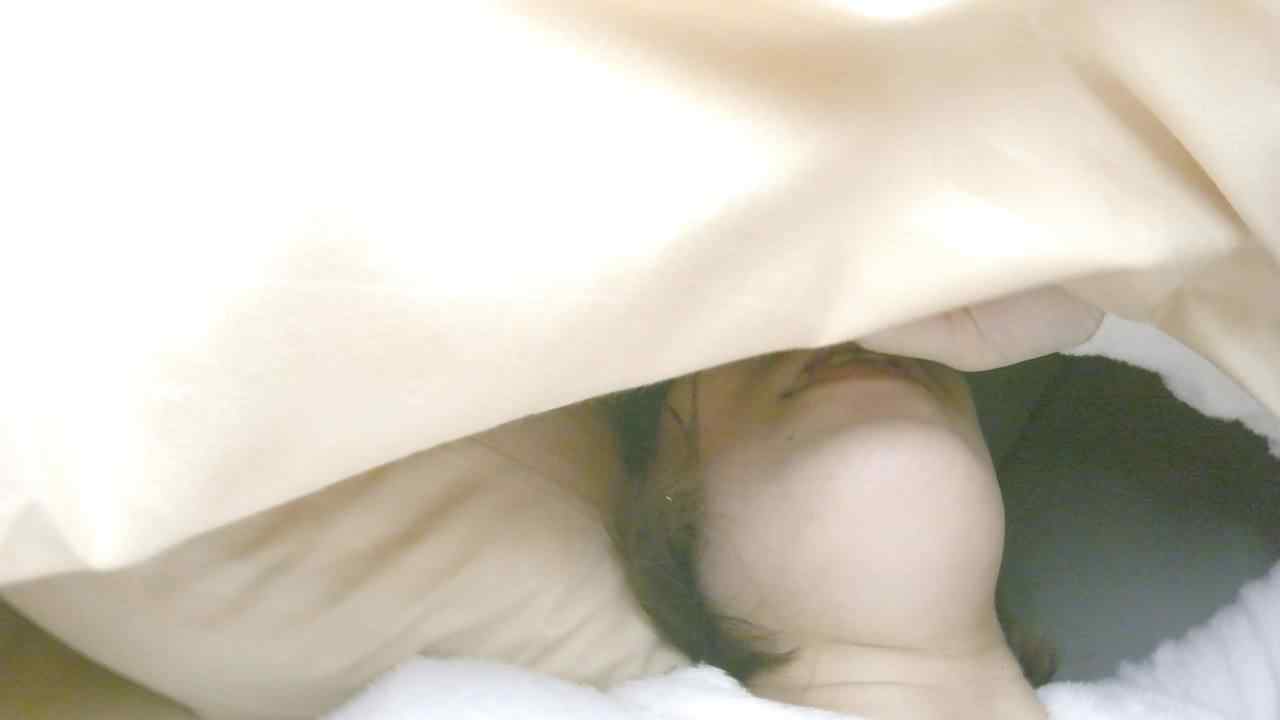 FC2-PPV-892650 - 【無碼ｘ個人攝影】人妻愛奴2號 最大的危機!?半夜拿備份鑰匙侵入民宅私通的時候…老公竟然回家了！【附高畫質特典影片】